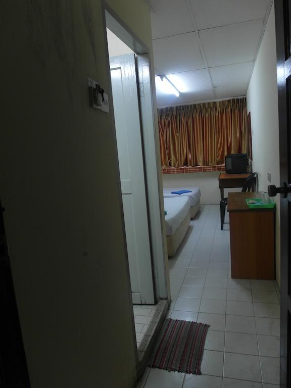 Silverwood Inn Miri Exterior foto
